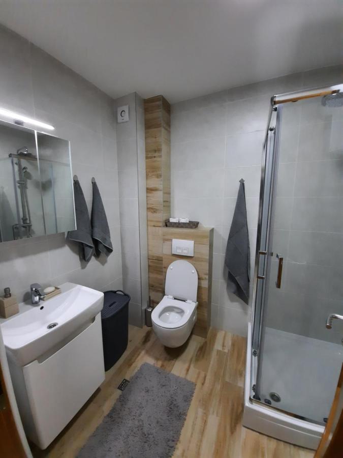 Apartman Bulevar Sarajevo - Free Parking ภายนอก รูปภาพ