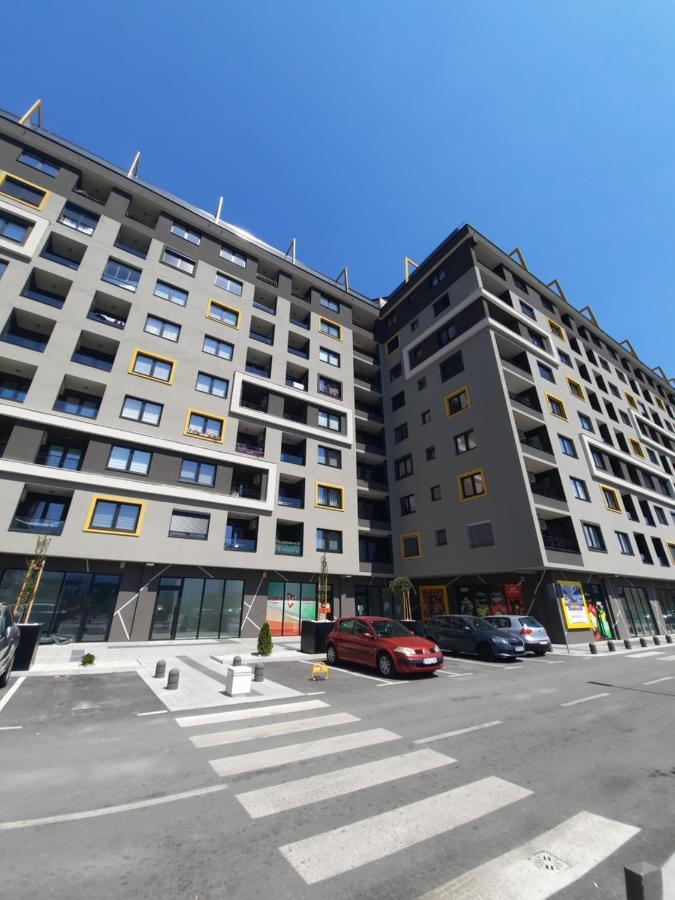 Apartman Bulevar Sarajevo - Free Parking ภายนอก รูปภาพ