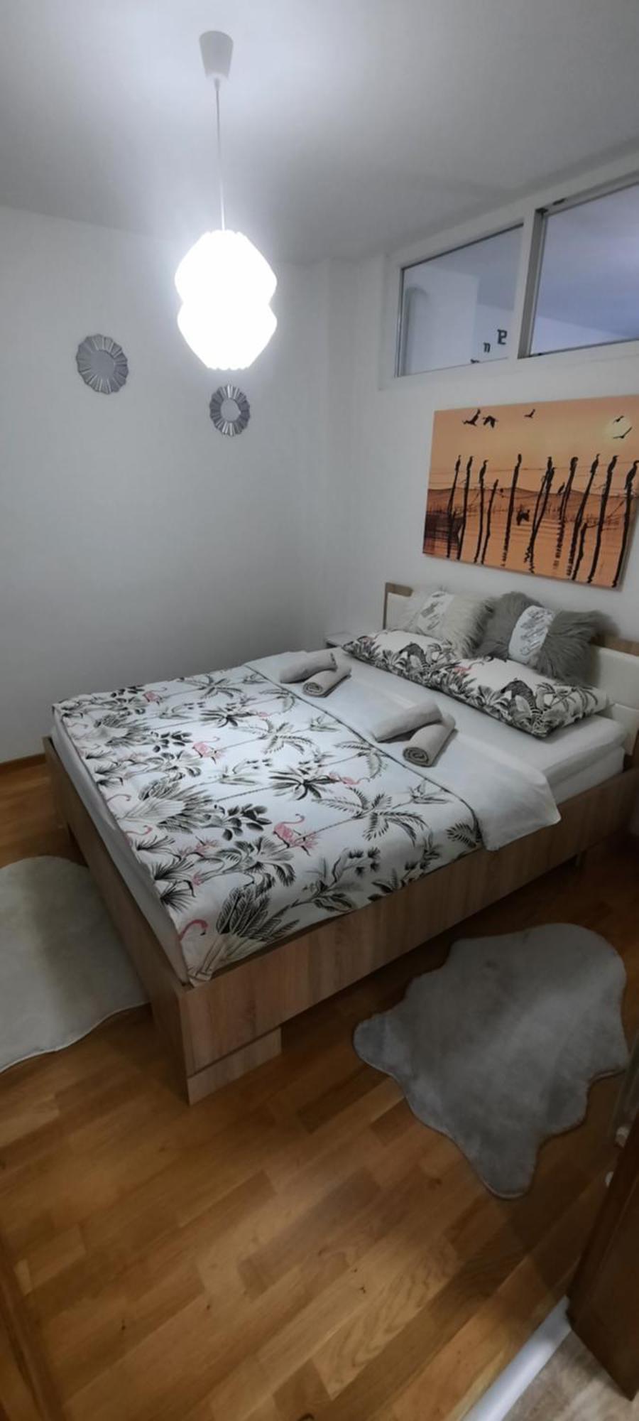 Apartman Bulevar Sarajevo - Free Parking ภายนอก รูปภาพ