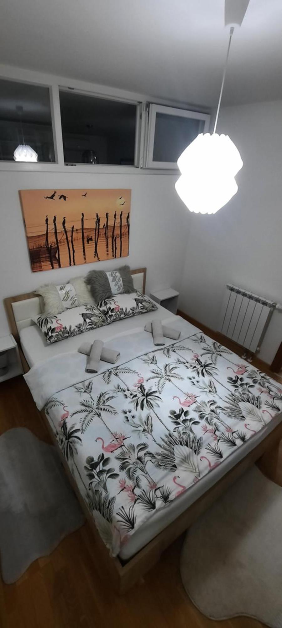 Apartman Bulevar Sarajevo - Free Parking ภายนอก รูปภาพ